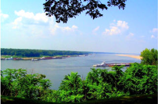 Columbus Belmont Park, Mississippi River