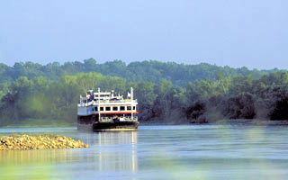riverboat on Mississippi